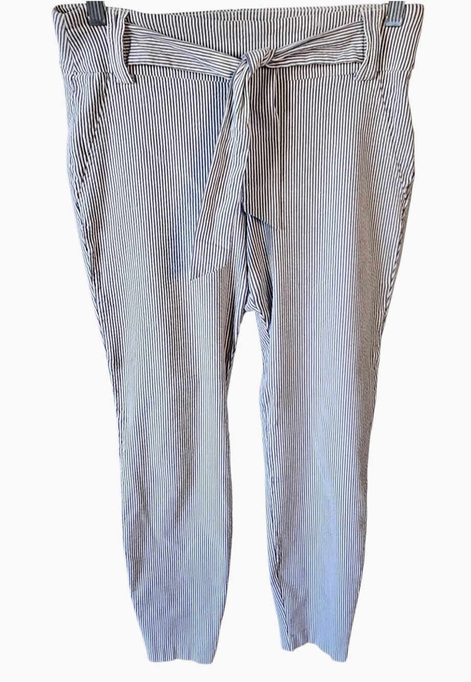 SOHO Apparel Blue/White Pinstripe Stretchy Ankle Pants Women's SZ. M